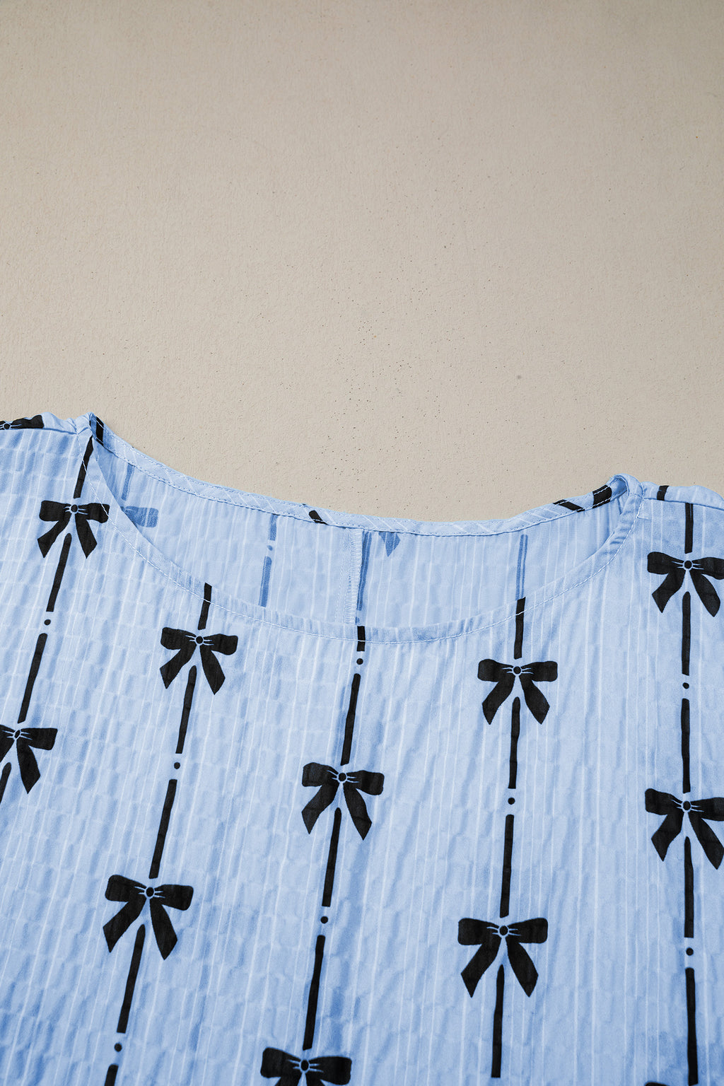 Beige Bow Print Striped Puff Short Sleeve Blouse